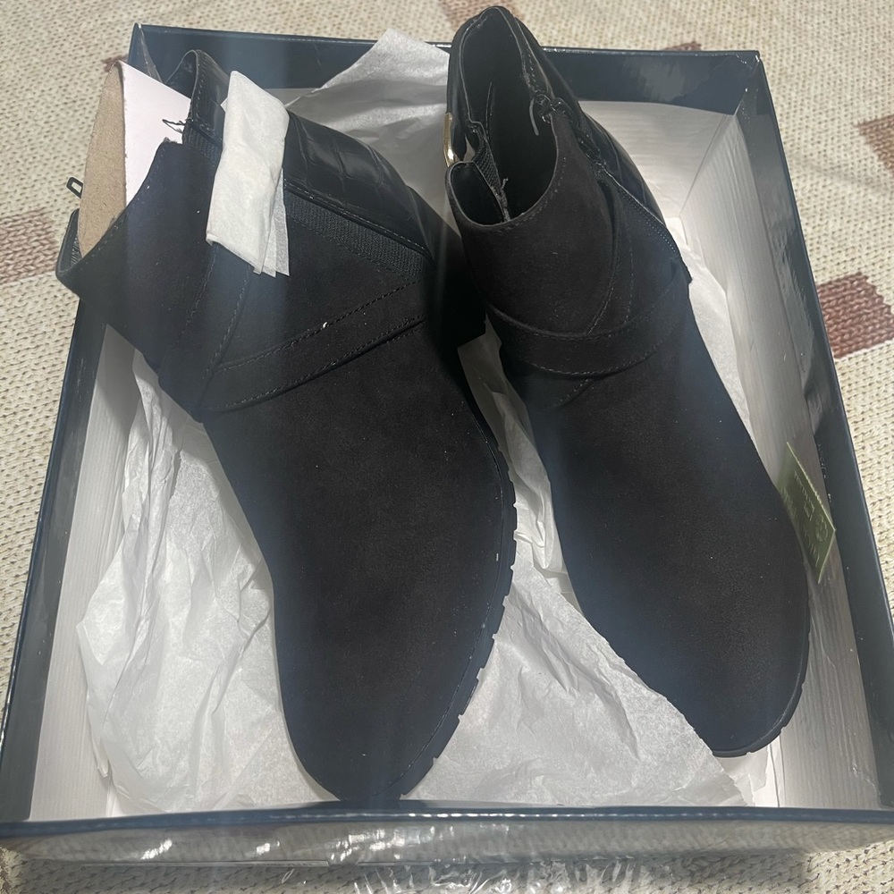 Karen Scott black color boot 8 size - Picture 7 of 8